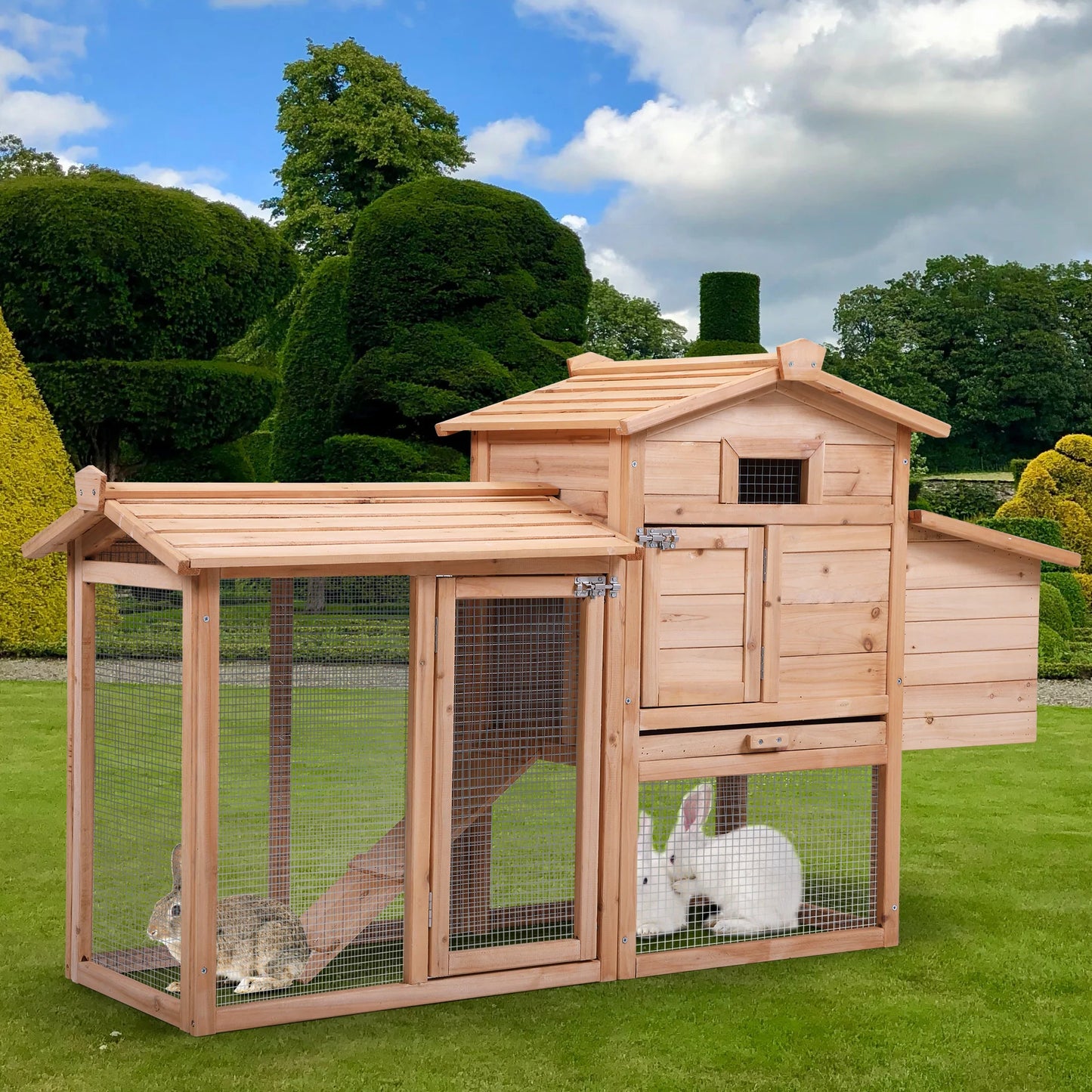 Outdoor Wooden Pet Wooden House with Ventilation Gridding Fences