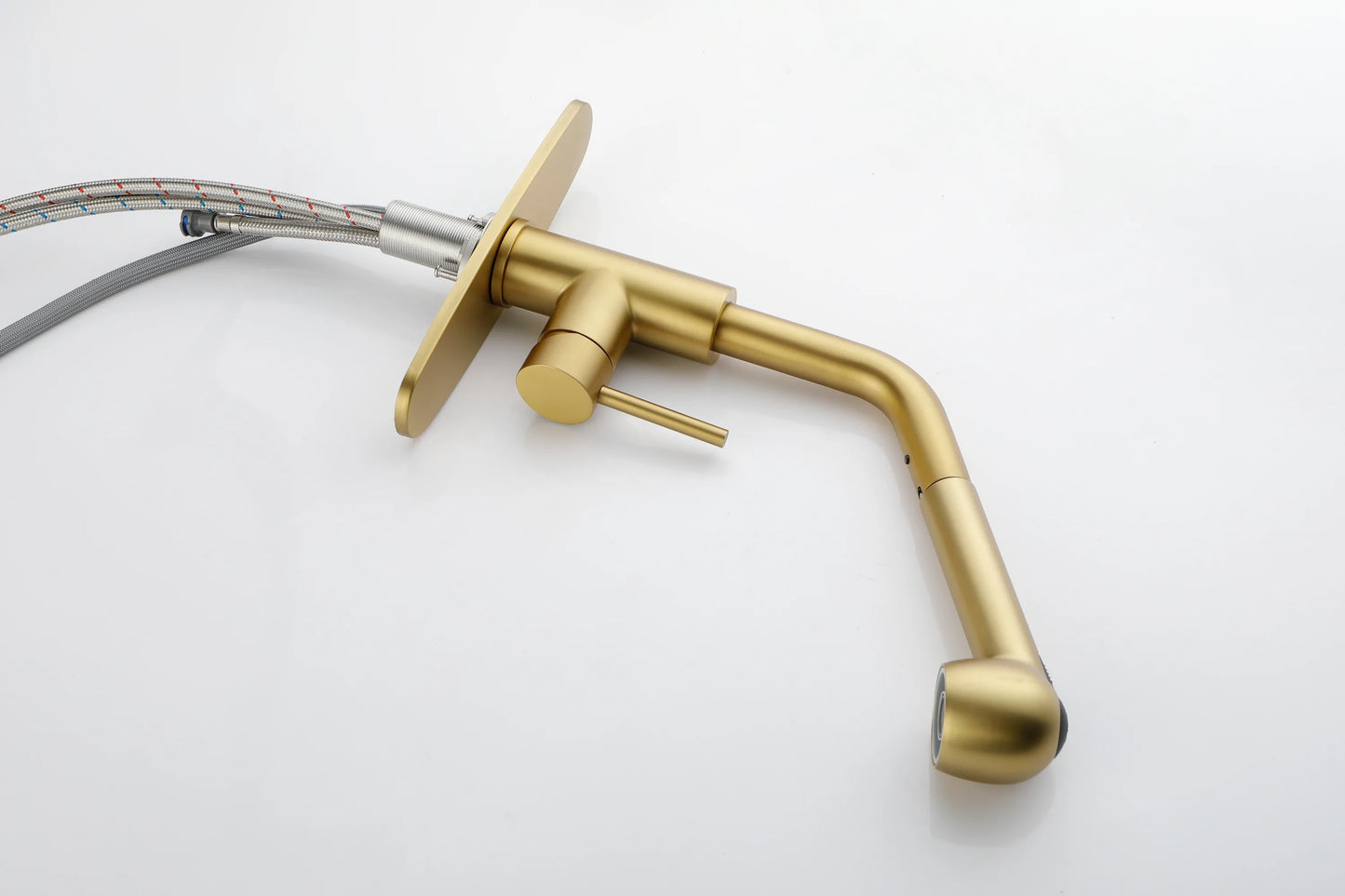 Faucets with Dual Spray Function in Gold