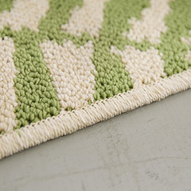 Area Rugs Green 84 x 60 Inches